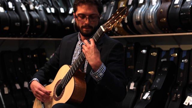 Toni De Stefano TDS Spruce Mahogany - Kieran Franzone plays Villa Lobos смотреть онлайн
