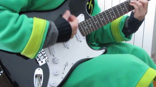 C. Giant guitar sound demo смотреть онлайн