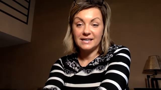 Почему ненавидит меня? смотреть онлайн