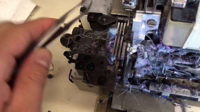 休日は【ミシン掃除しよう】ロックミシン編 смотреть онлайн