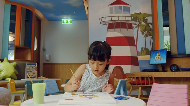 Family Experience at Four Points by Sheraton Phuket смотреть онлайн
