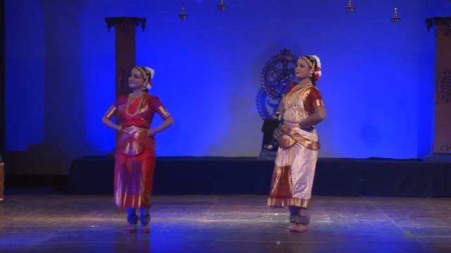 ACADEMY OF BHARATANATYAM - Hashwini and Shreya, Disciples of Gayathri keshavan - Thillana смотреть онлайн