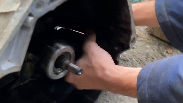 4К Замена диска сцепления без магии своими руками ВАЗ 21063 смотреть онлайн