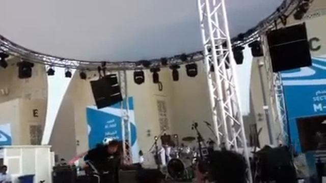 Ball magic at Formula 1 Grandprix in Yas Marina Circuit Abu смотреть онлайн