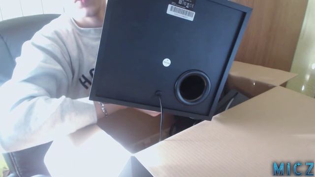 UN NUEVO PAQUETE (?) смотреть онлайн