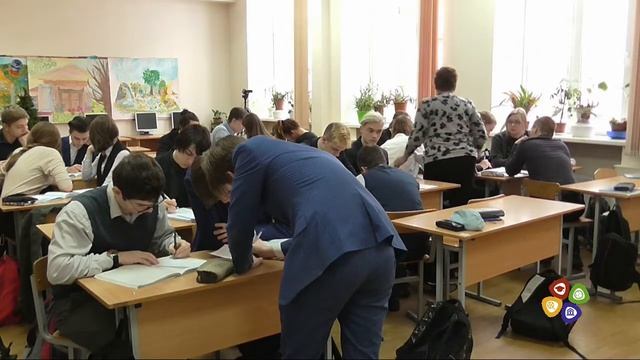 Физика 11 класс: урок подведения итогов по законам Столетова и фотоэффекту смотреть онлайн