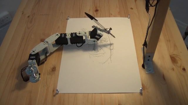 Paul the robot drawing Patrick смотреть онлайн