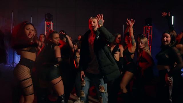 Kaleb Di Masi, Gusty Dj, Doble P, Elaggume - LA FUGA (Remix) (Video Oficial)