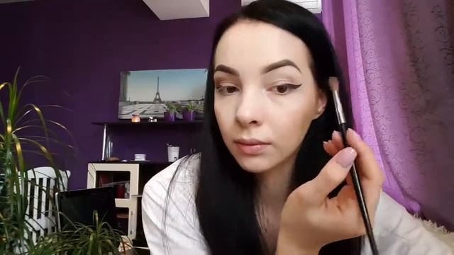 Голивудские стрелки. Схема. Как легко нарисовать стрелки.Курс макияж для себя день2. Карина Корнеев смотреть онлайн