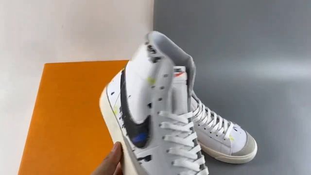 Nike Blazer Mid 77 Paint Splatters White Black смотреть онлайн