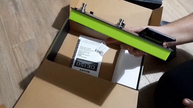 Гитарный процессор Mooer GE150 приехал) открываю) Ozon международная доставка смотреть онлайн