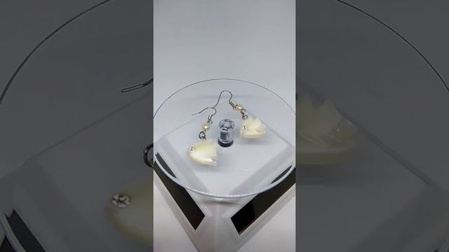 Серьги Перламутровые рыбки смотреть онлайн