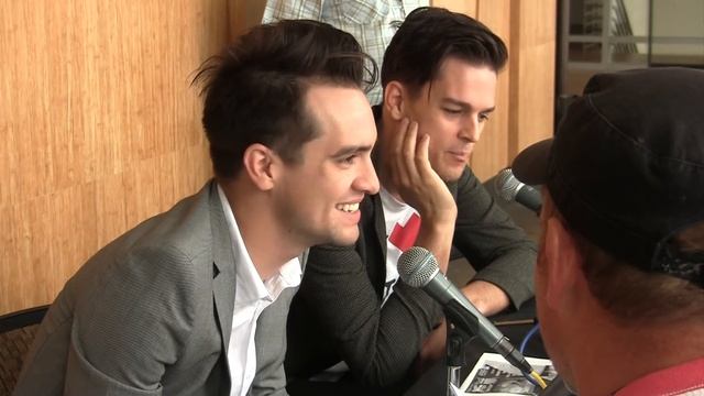 X96 Meet The Bands: Panic! at the Disco being interviewed at the 2013 Big Ass Show смотреть онлайн