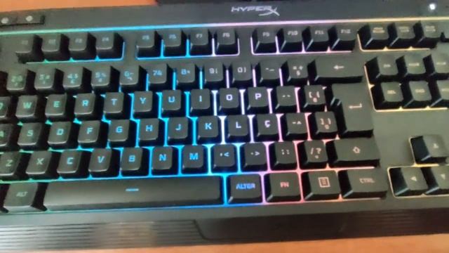 Teclado HyperX Alloy Core RGB vale a pena? || Review смотреть онлайн