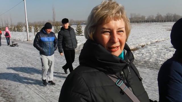 Заряжаюсь энергией. О моих "странных" зрителях. Платок "Янтарный вечер". смотреть онлайн