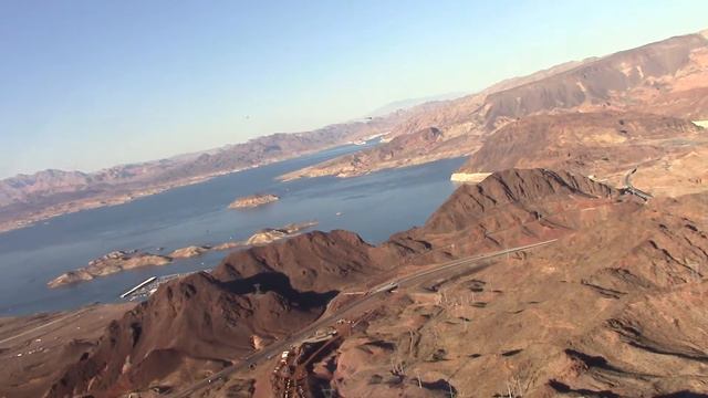 Пролетаем над Плотиной Гувера Hoover Dam США Русская Америка смотреть онлайн