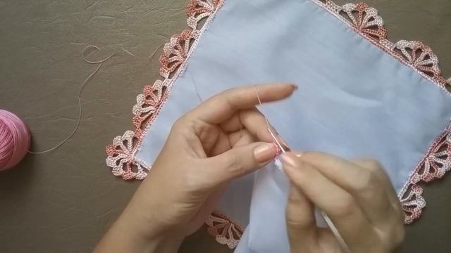 Салфетки, платочки. Обвязка края крючком. №7