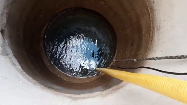 Откачка воды в колодце смотреть онлайн