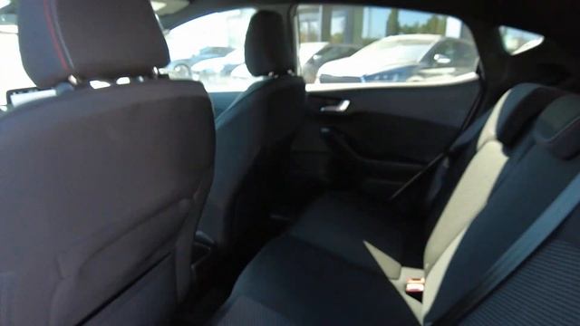 ** PER NEO PATENTARI SPORTIVI ** Ford Fiesta 1.1 85cv St-Line del 2018 con 60k km ** VENDUTA ** смотреть онлайн