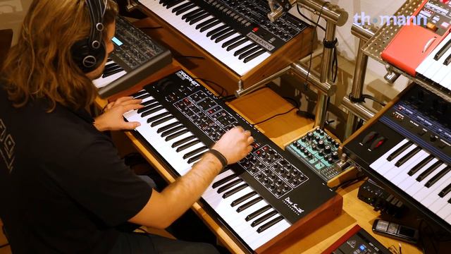 Dave Smith Instruments | Prophet REV2-16 | Demo смотреть онлайн