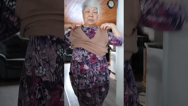 Примерка покупок,? подарок на день рождения? от любимых детей и любимой сестрёнки Инны❤️ смотреть онлайн