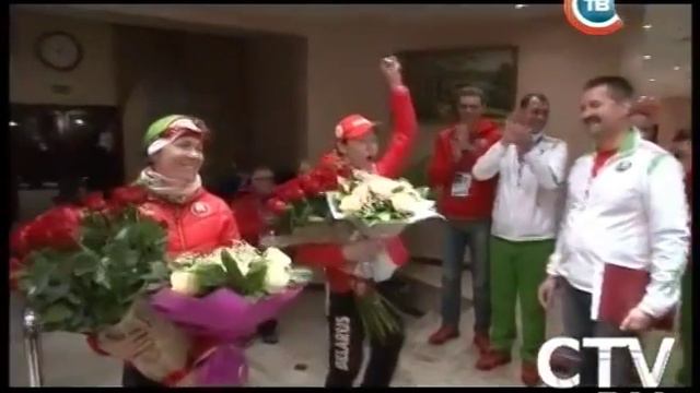 Награждение Дарьи Домрачевой и Надежды Скардино, СОЧИ 2014 смотреть онлайн