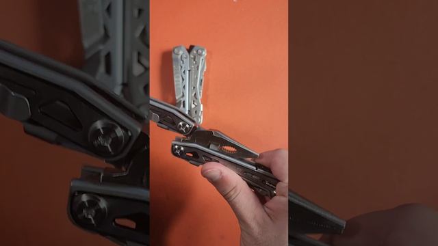 Gerber NXT Got CLONED. ($16 vs. $30, but I still like the NXT) смотреть онлайн