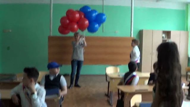 Последний звонок 4 "А" школа № 88 г. Тольятти, 25.04.2018 смотреть онлайн