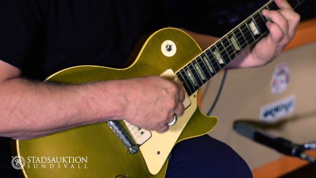 1955 Gibson Les Paul Gold Top: A Rare Gem's Sound & History | Stadsauktion Sundsvall смотреть онлайн