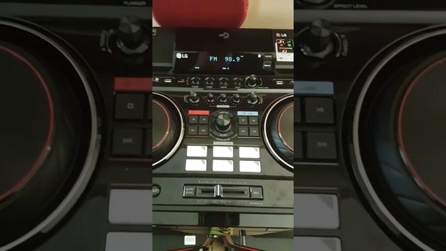 LG XBoom 4400 Watts RMS DJ Stereo With Mixer! смотреть онлайн