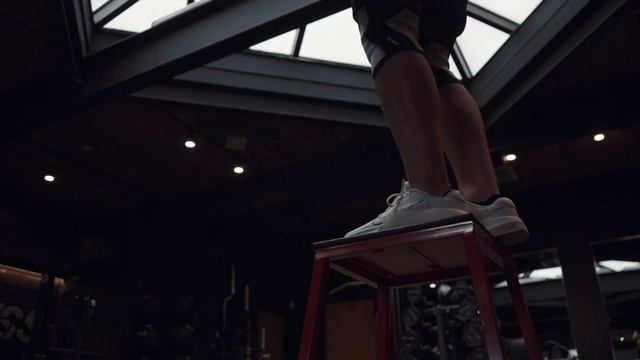 「4K」NIKE Metcon 9 AMP Review 耐克最新训练鞋实战测评 смотреть онлайн