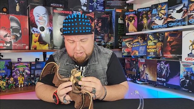 NECA GREMLINS 2: THE NEW BATCH - BAT GREMLIN & ULTIMATE BRAIN GREMLIN - UNBOXING EN ESPAÑOL смотреть онлайн