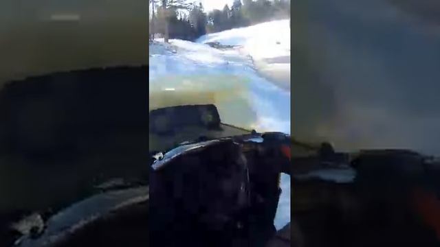 Skidoo Olympique shuts the door on the Skidoo TNT смотреть онлайн