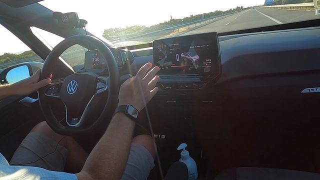 VW ID.3 100, 110 & 120 km/h motorway speed test. Which is the quickest. смотреть онлайн