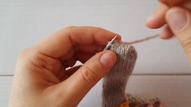 Перчатки спицами. Подробный МК смотреть онлайн