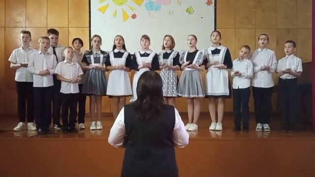 МБОУ"Хлевищенская СОШ" Русская народная песня "Жил на свете комарочек" смотреть онлайн