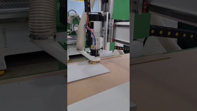 WoodTec HA-1325C в работе! смотреть онлайн