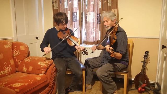 Ryan Young with Bob Singer. Two reels. смотреть онлайн