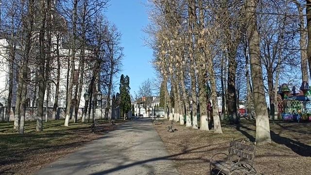 город Почеп. Весенний городской парк. смотреть онлайн