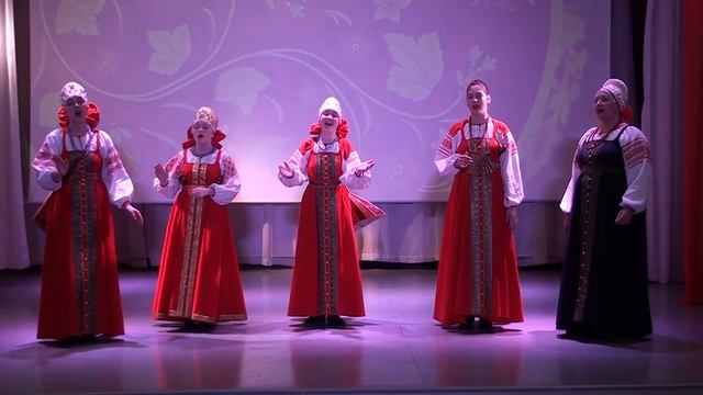 Русская народная песня "Что ты,Ваня,за купец" смотреть онлайн