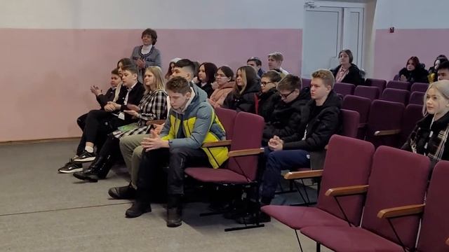 "Нужна ли поэзия сегодня?"- муз-лит гостиная смотреть онлайн