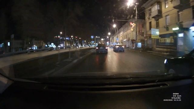 Видеорегистратор с радар-детектором Digma DCD-300 GPS - пример ночной съёмки, SuperHD, 30FPS смотреть онлайн