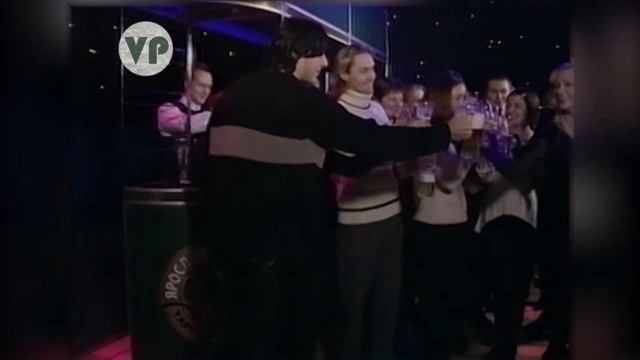 Компания Ярпиво поздравляет с Новым 2001 годом. Реклама 90-х смотреть онлайн
