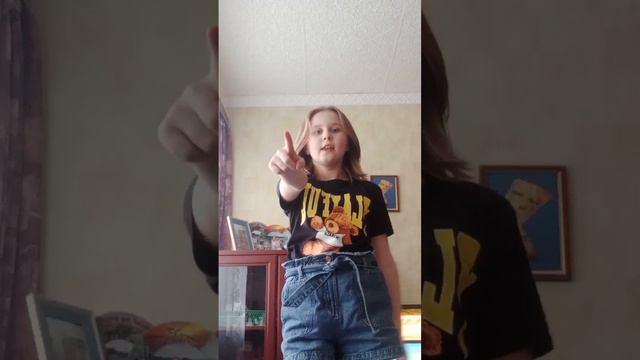 хахахаха я лбом ударилась в конце смотреть онлайн