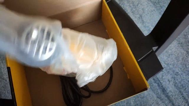 Unboxing Stanley STXH2000 Heat Gun | 2000W | Variable Speed смотреть онлайн