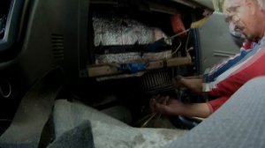 Чистим печку и кондиционер без полной разборки и снятия. Киа Спортейдж-1 Kia Sportage 1