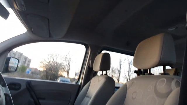 Renault Kangoo 1.6i, 2010г. смотреть онлайн