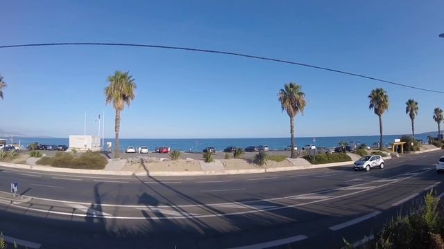 Крутой отдых в рабочий день. Загрузка в Каннах. смотреть онлайн