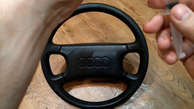 Прокручивает заводская оплетка руля. Решение проблемы. смотреть онлайн