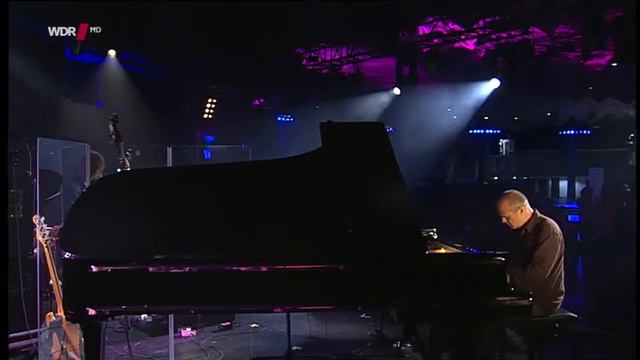 Medeski Martin & Wooden Leverkusener Jazztage 2013 Satisfy Lux Age 9 King Of The смотреть онлайн